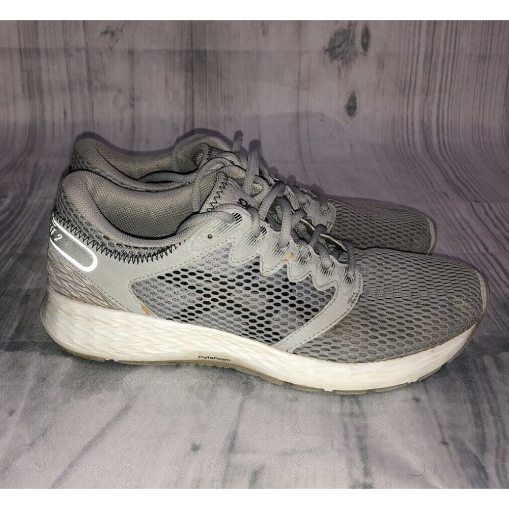 Women’s ASICS Roadhawk FF 2 MX Gray. Size 9.5